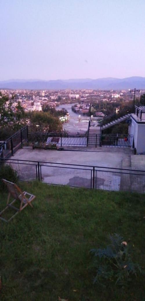 Guest House Nona Kutaisi Bagian luar foto
