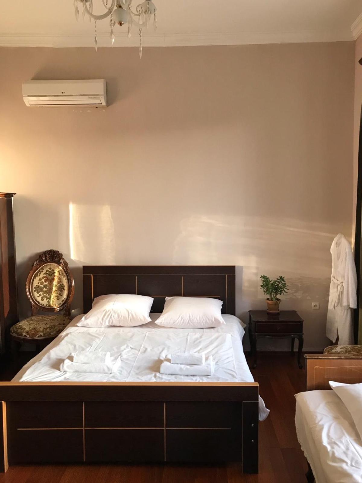 Guest House Nona Kutaisi Ruang foto