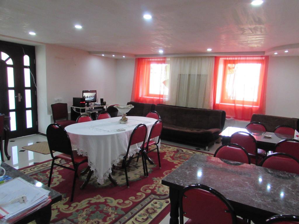 Guest House Nona Kutaisi Bagian luar foto